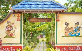 Kaadgal Resort